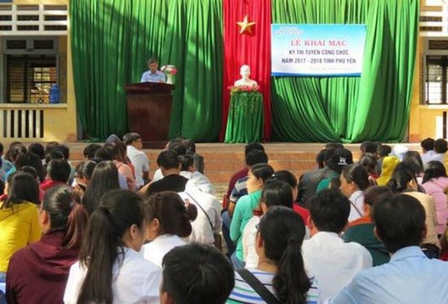 Bắt giam nữ chuyên viên làm lộ tài liệu mật thi công chức