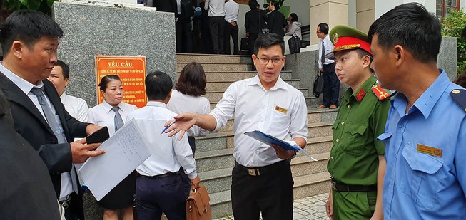 Nhiều báo không được tác nghiệp tại phiên xử LS Trần Vũ Hải