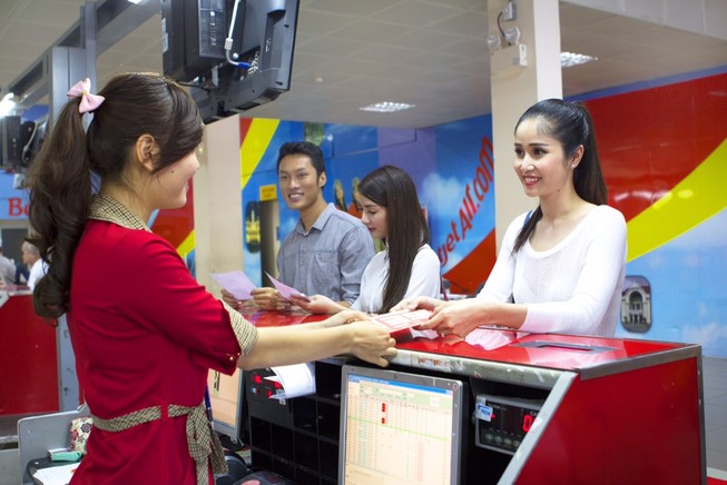 VietJet mở đường bay tới Singapore và khai trương điểm bán vé tại Đà Lạt