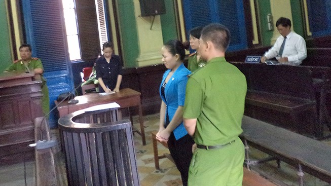 Đưa ma túy vào VN, một phụ nữ Trung Quốc bị chung thân