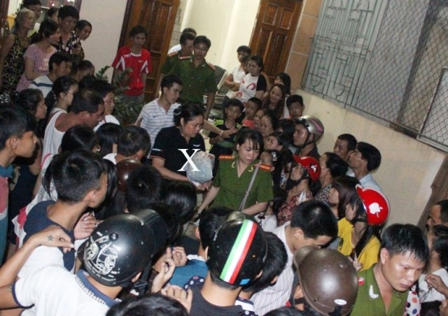 Bắt hai phụ nữ lừa đảo, thu gom hàng ngàn sổ đỏ