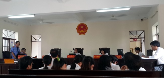 Trả hồ hơ vụ 12 cán bộ Ngân hàng Agribank Bà Rịa-Vũng Tàu bị khởi tố