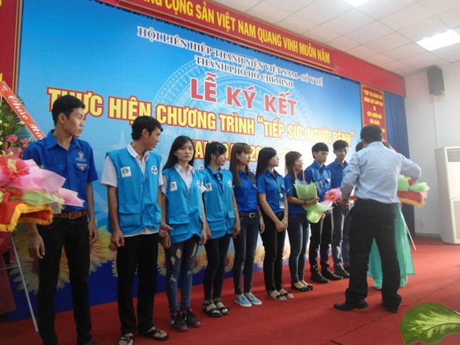 TP.HCM tiếp tục ra mắt đội 'Tiếp sức người bệnh' tại bốn bệnh viện