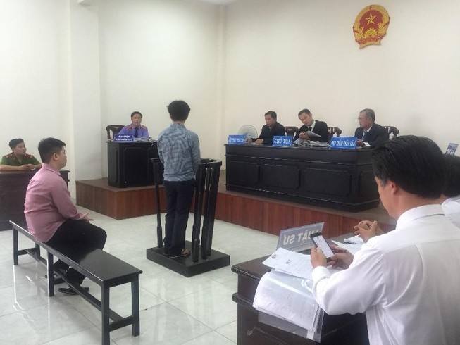 Mở phiên tòa lần thứ 6 vụ trộm vàng nhiều rắc rối ở Bình Chánh