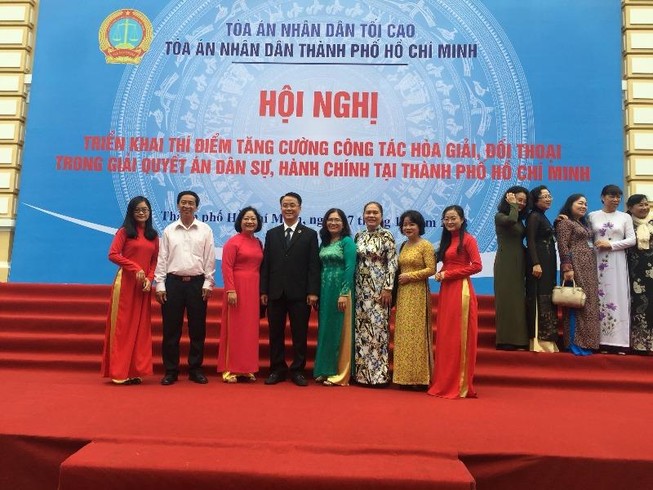 Thí điểm trung tâm hòa giải ngay tại tòa và 3 lợi ích của dân