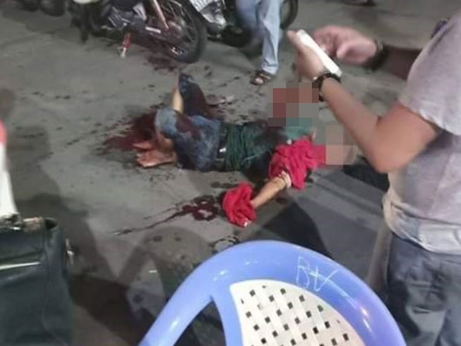 Kinh hoàng 1 thanh niên bị rượt chém lìa bàn tay
