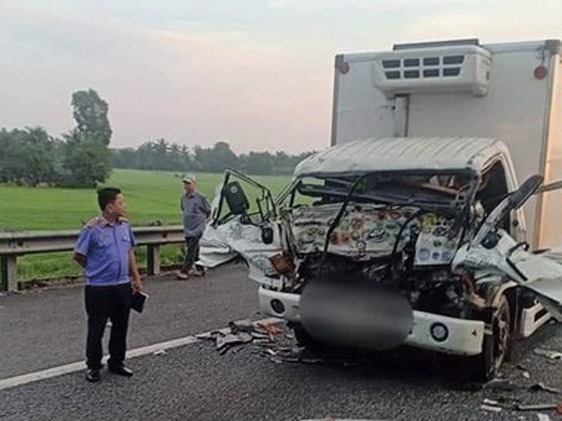 Tai nạn trên cao tốc TP.HCM - Trung Lương, hai người tử vong