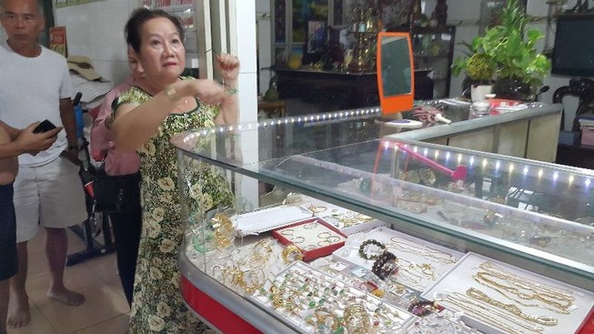 1 tiệm vàng ở Long An bị cướp