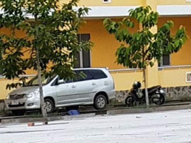 Xe chở thuốc lá lậu của 1 đại úy công an bị cướp