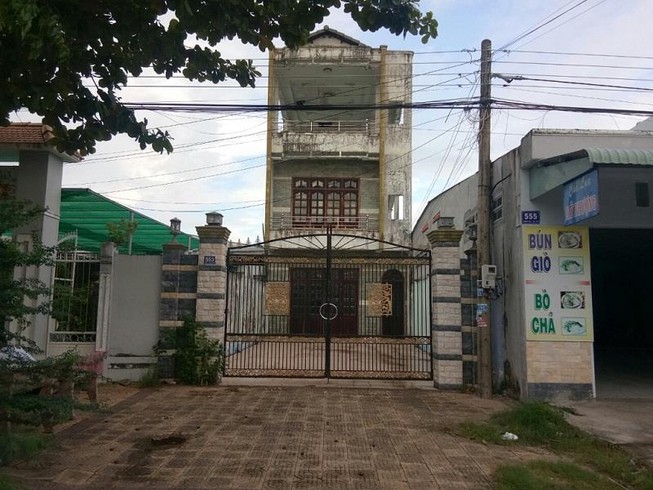 Hoãn xử, chờ ngân hàng bổ sung chứng cứ vụ yêu cầu bán nhà DN
