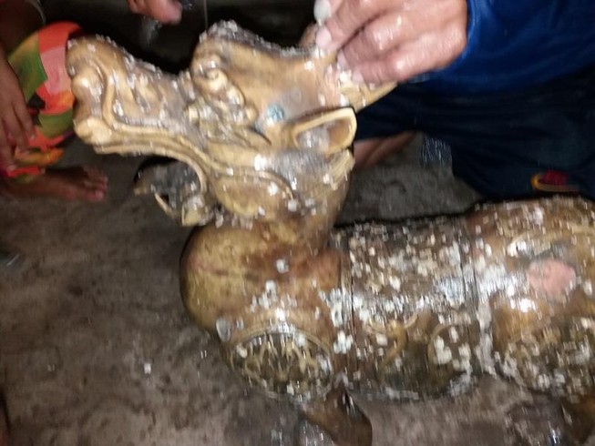 8 tượng quái thú được bí mật thả xuống biển Cà Mau