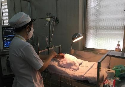 Sản phụ không tiền xin về nhà chết, được bệnh viện mổ cứu sống