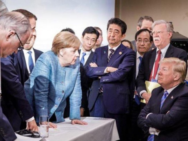Bức ảnh ông Trump 'đối đầu' lãnh đạo G7 gây sốt cộng đồng mạng