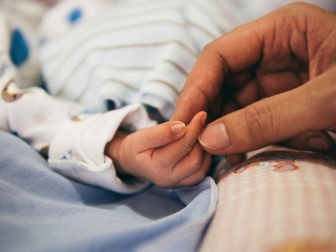 Kiện cha mẹ vì sinh ra mình mà không hỏi ý trước