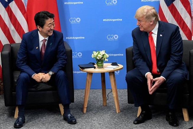 Ông Trump được ông Shinzo Abe đề cử giải Nobel Hòa Bình?