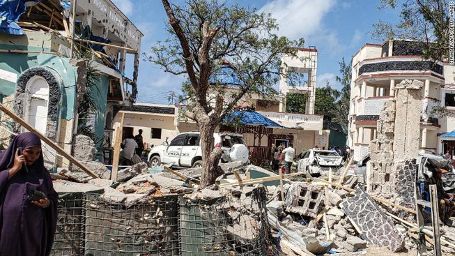 Tấn công khủng bố ở Somalia, 82 người thương vong