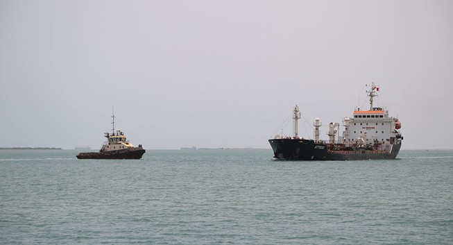 Tàu chở dầu Iran nổ gần khu vực cảng Saudi Arabia