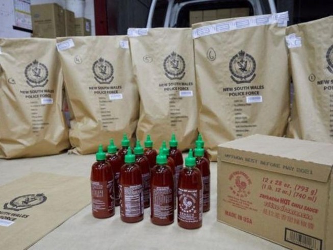 Lô ma túy đá 4.800 tỉ đồng giấu tinh vi trong chai tương ớt
