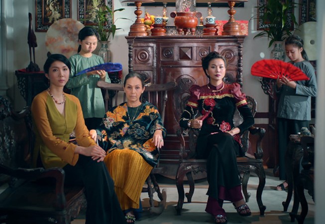 Người mẫu lêu nghêu trong phim Mẹ chồng