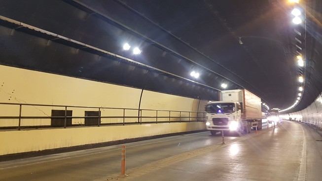 Nguy cơ đóng hầm Hải Vân vì nợ 2,6 tỉ đồng tiền điện