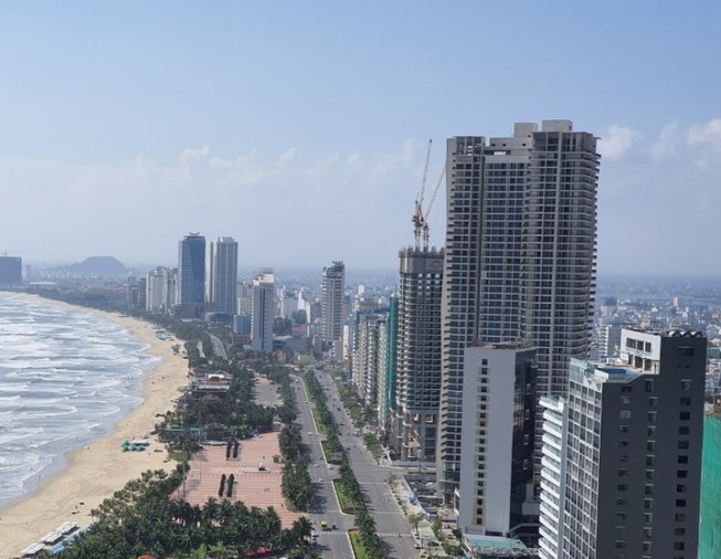 Kinh doanh ế ẩm, hàng loạt khách sạn ven biển Đà Nẵng rao bán