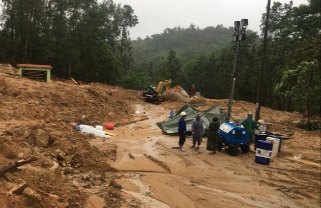 'Phải nỗ lực thông đường vào Rào Trăng 3 trong 2 ngày tới'