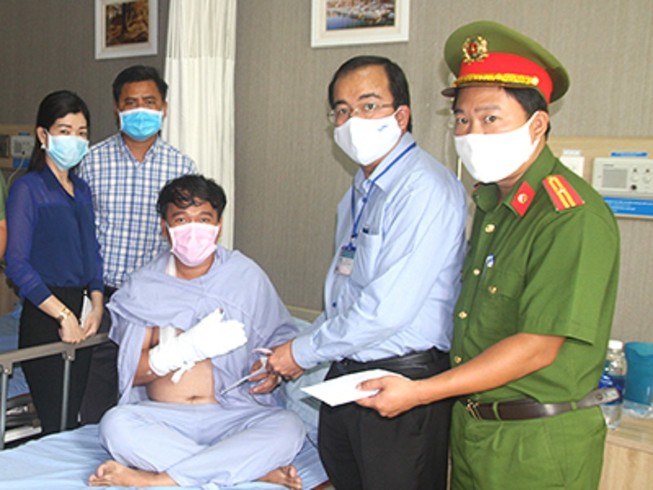 Đồng Nai: 1 bảo vệ dân phố bị trọng thương khi bắt ma túy
