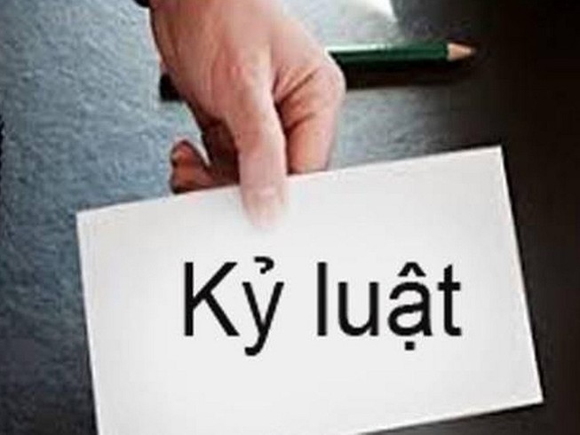 Tạm đình chỉ 1 chủ tịch phường vì để xảy ra xây dựng trái phép