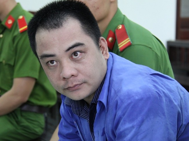 Vẻ mặt lạnh lùng của Giang '36' trong ngày bị xét xử