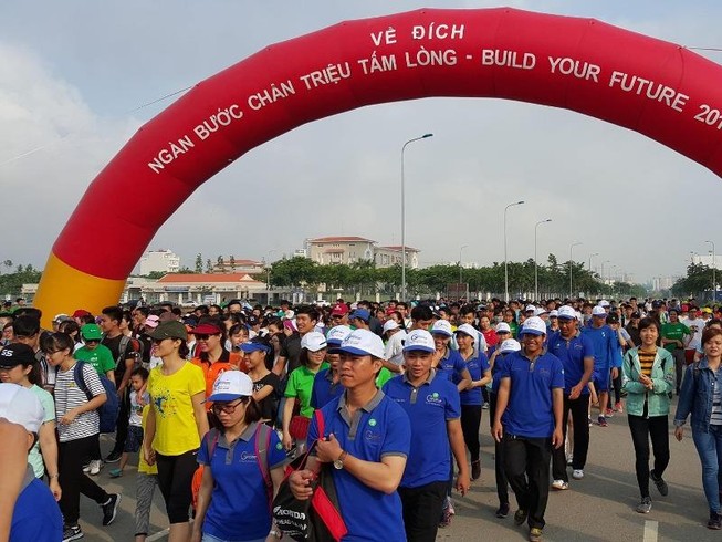 'Chạy bộ vào tương lai'