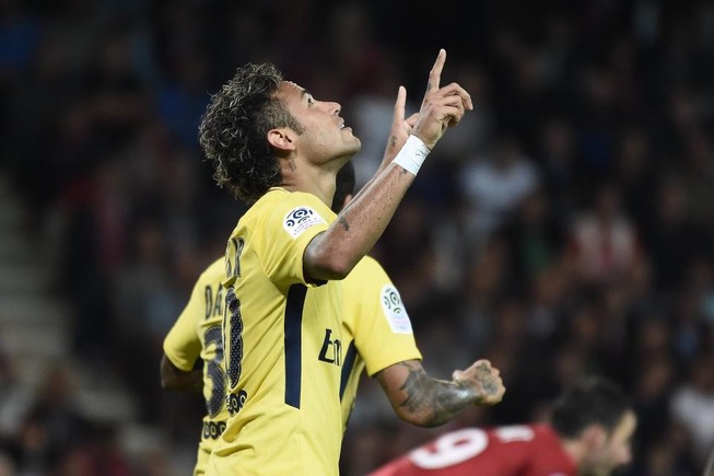 Neymar nói gì khi ra sân là ghi bàn?