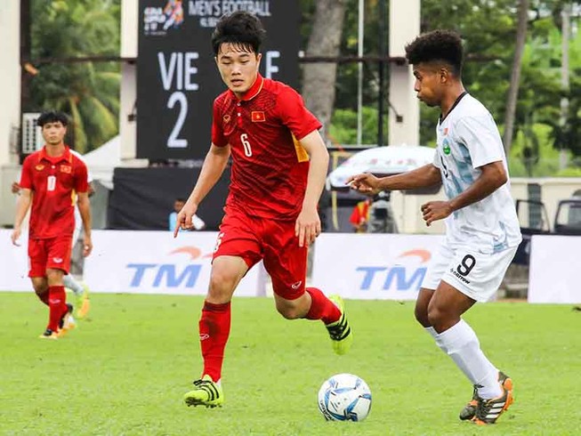 'Giải mã' chiếc thẻ vàng của Xuân Trường