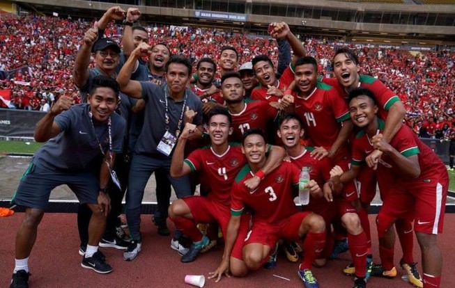 Ngược dòng hạ Myanmar, Indonesia giành giải... an ủi