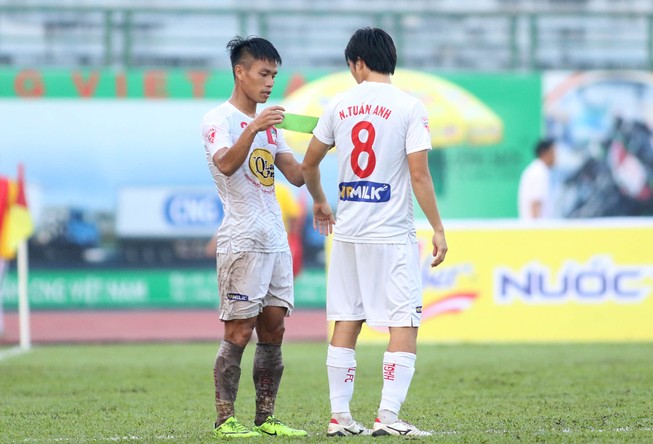 Vắng Công Phượng,HA Gia Lai vẫn hạ nhà vô địch V-League