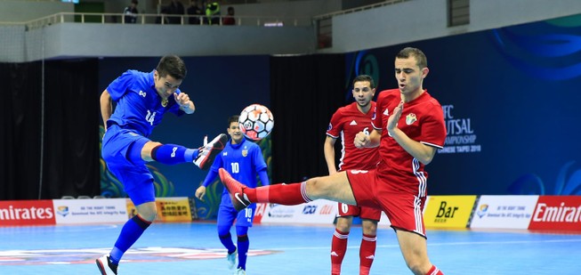 Thái Lan thua U-23, Futsal phải cứu chứ