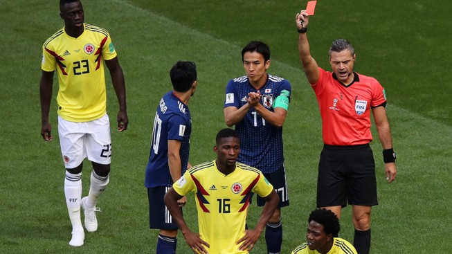 Bình luận: Nhìn Colombia thua Nhật lại nhớ... Platini