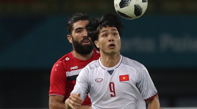 Vì sao AFC đưa hình bộ đôi Công Phượng - Văn Toàn?