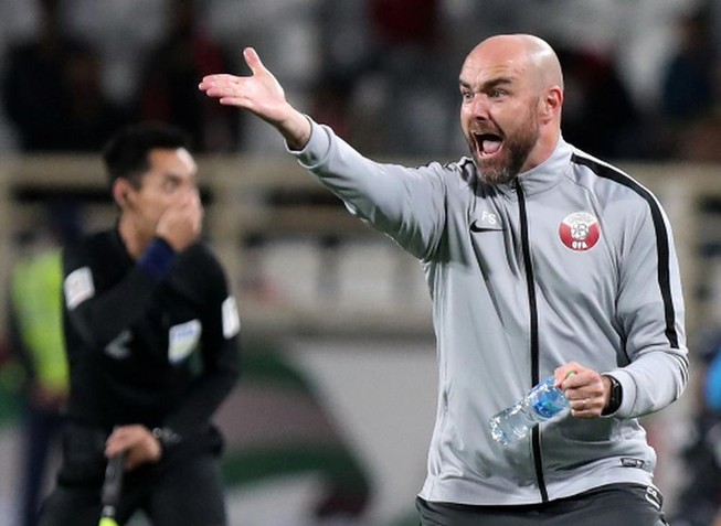 Không fan không sao cả, chúng tôi sẽ đá cho UAE biết