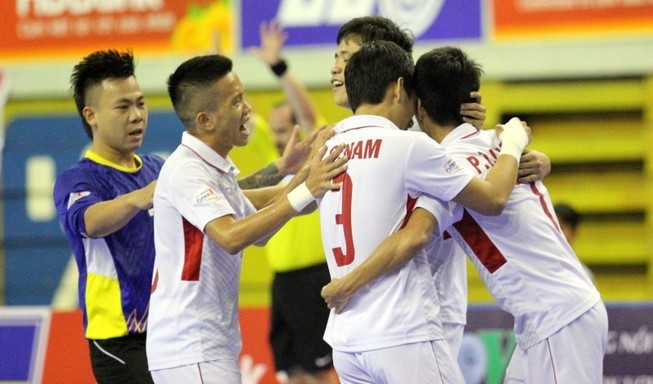6 cầu thủ VN đi Tây Ban Nha tập huấn săn suất World Cup là ai?