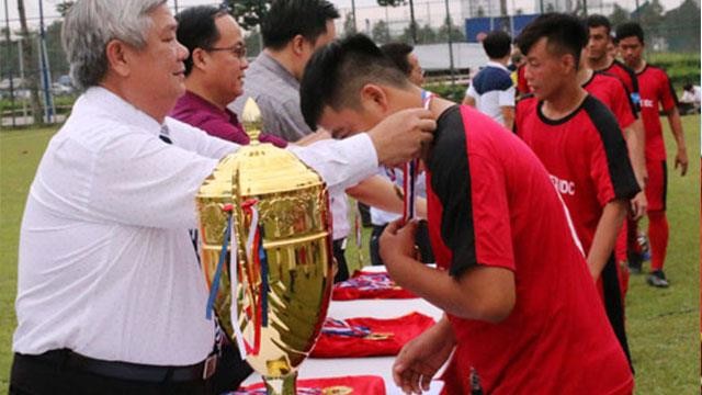 CLB Hoàng Gia vô địch giải bóng đá TP Mới Bình Dương
