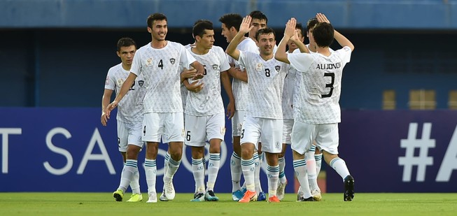 'Hú hồn' nhà đương kim vô địch U-23 châu Á