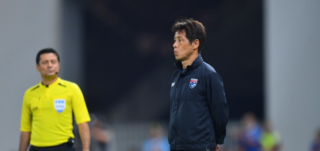 Đội hình 'lạ' của U-23 Thái Lan vào tứ kết, Nishino nói gì?