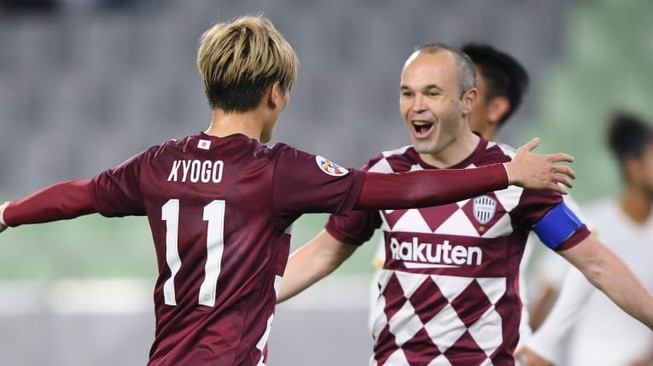 'Tuyển Malaysia' cũng không chơi nổi với Iniesta