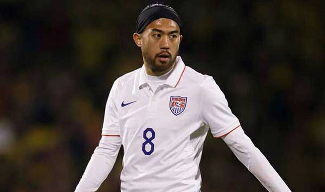 Lee Nguyen lên trang bìa báo Thái