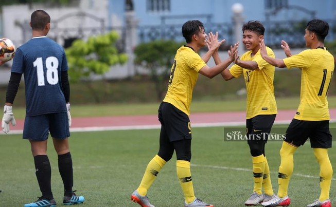 CLB phải 'nhả quân' cho U-19 quốc gia