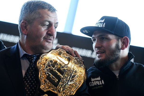 Sốc: Bố của Khabib qua đời vì COVID-19