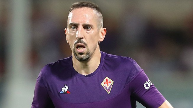Bị trộm đột nhập, Ribery có thể ‘chạy’ khỏi Serie A