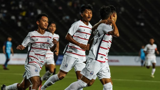 Campuchia cũng quyết liệt săn vé World Cup như Việt Nam