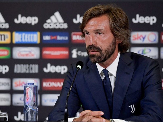Vừa ngồi ghế nóng, Pirlo đã bị đem ra 'mổ xẻ'