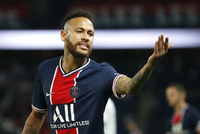 HLV Tuchel nói gì về việc Neymar tố bị phân biệt chủng tộc?
